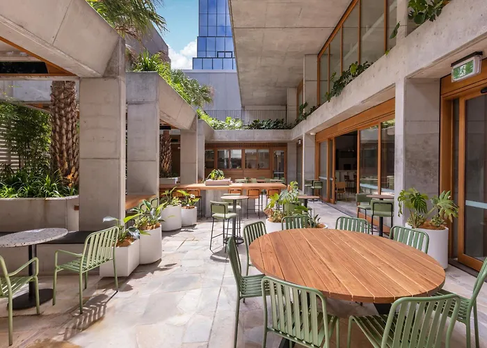 Lyf Bondi Junction Sydney Hotel
